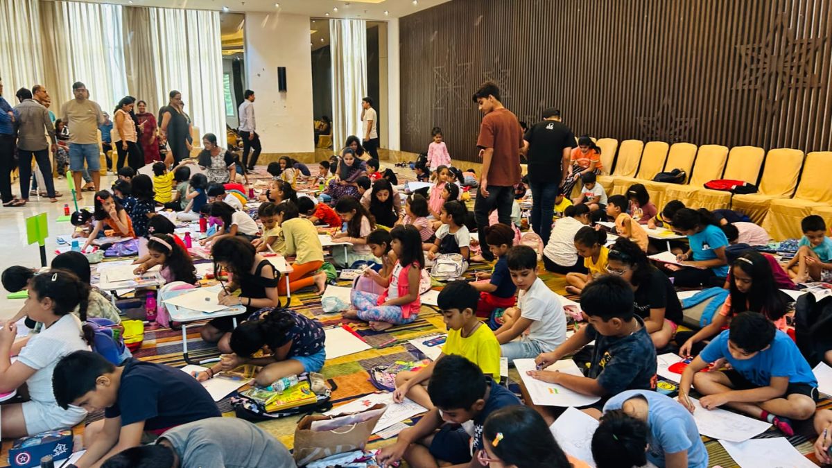 Apeejay School Noida Inspires Young Artists with 'Sui Generis' Competition